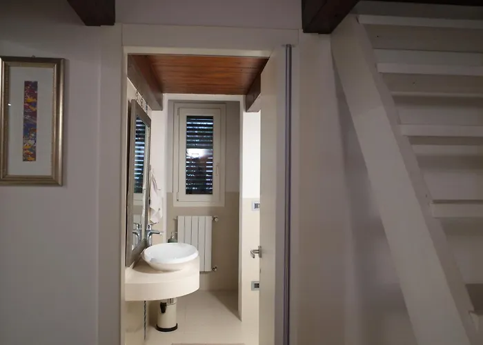 Casa Sul Mare Con Piscina Вилла Племмирио