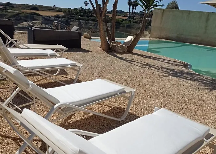 Casa Sul Mare Con Piscina Вилла *