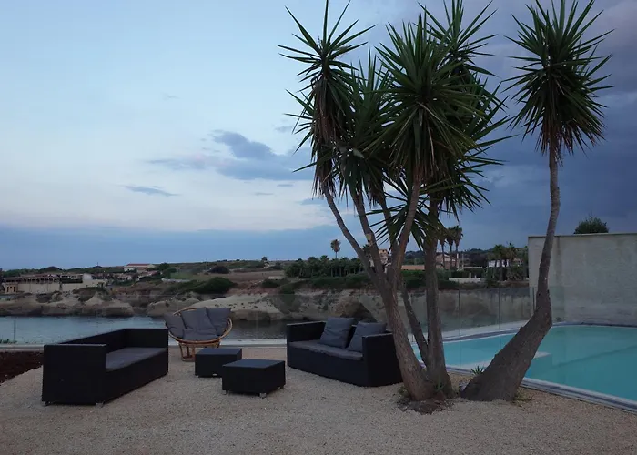 Casa Sul Mare Con Piscina * Племмирио