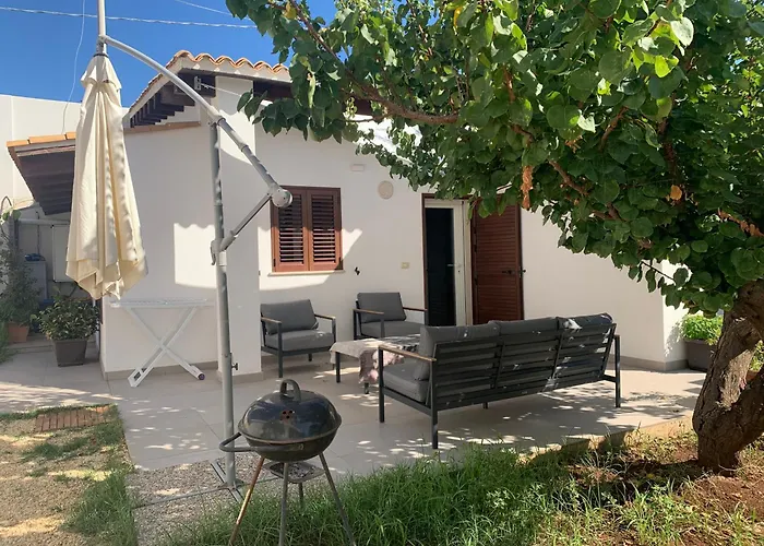 Casa Sul Mare Con Piscina Вилла *